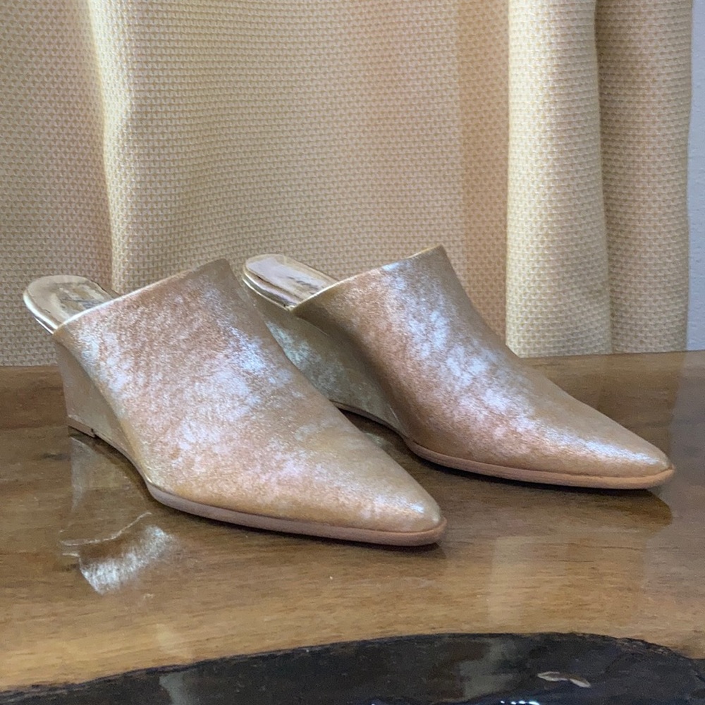 Free People heel mules Sz 10/10.5 gold frosted
